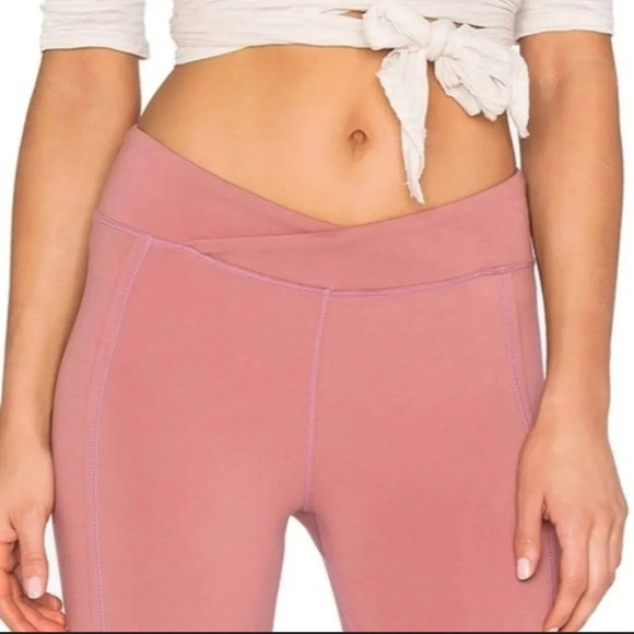 Free People Turnout Movement Leggings Ballet Core Tie Leg Mauve Small - Picture 2 of 8
